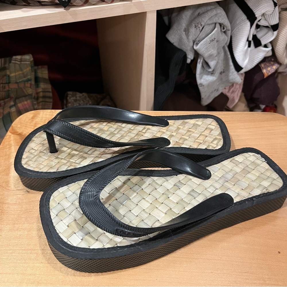 platform flip flops